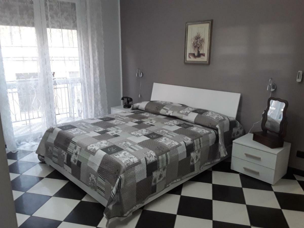 Appartamento Saretta Asti Exterior foto