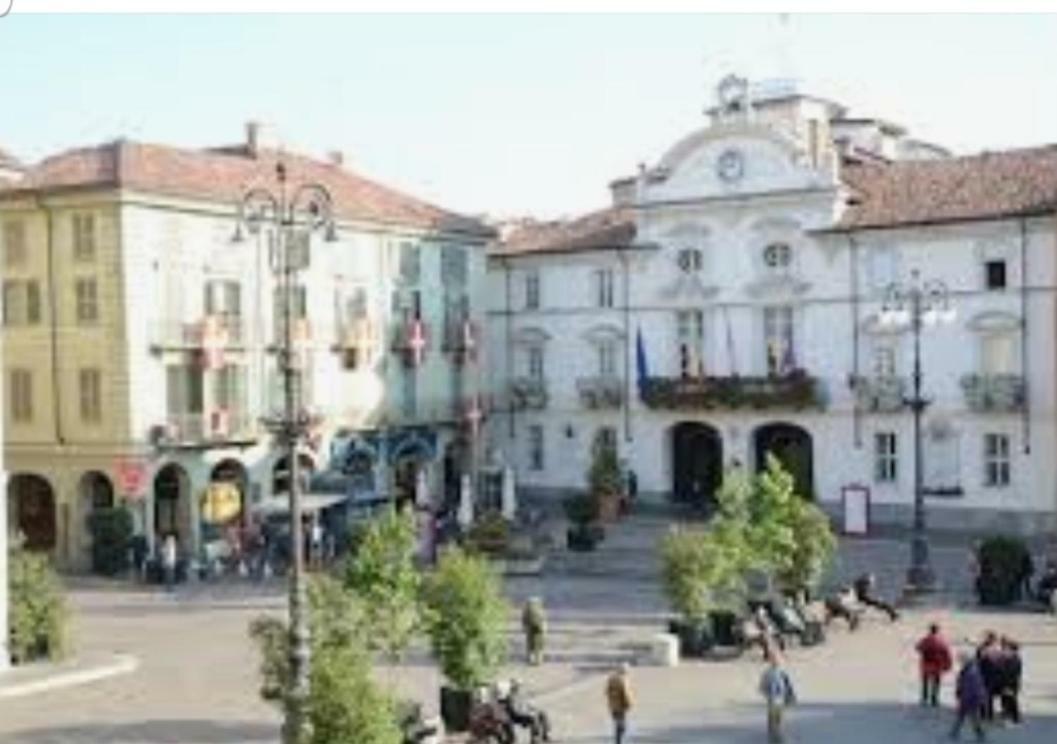 Appartamento Saretta Asti Exterior foto